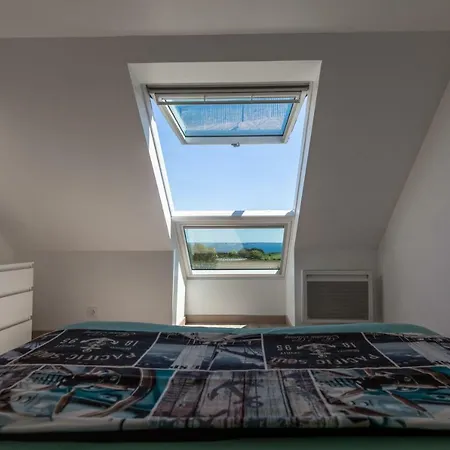 La Maison Des Gardiens De L'ocean Avec - * Plougonvelin
